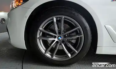 BMW 5-Series 2017 2.0 Автомат в Москве № 763172, миниатюра 5