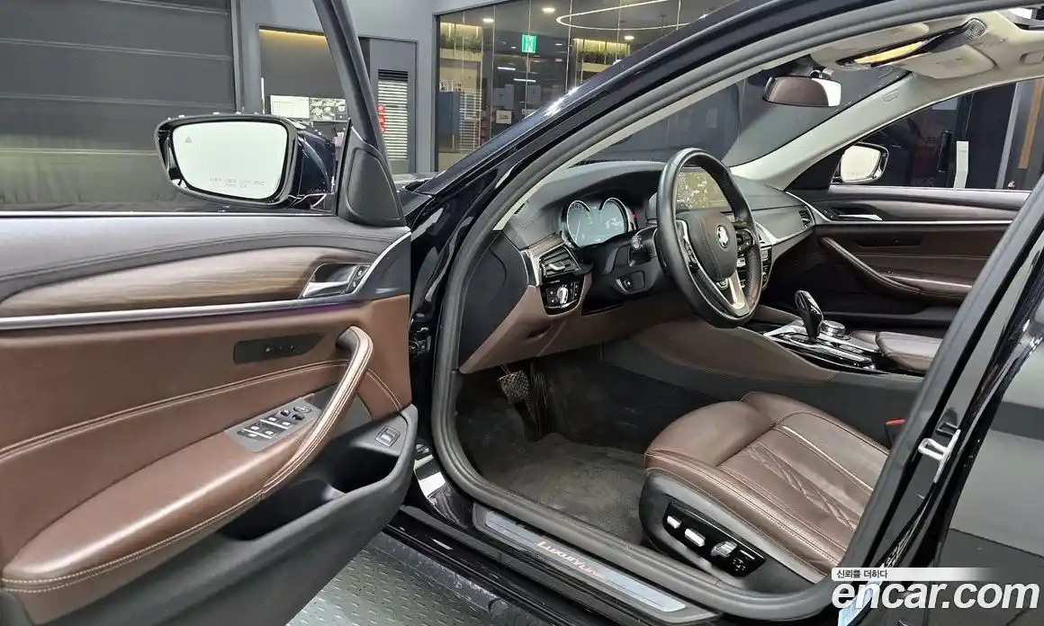 BMW 5-Series 2018 2.0 Автомат в Москве № 763360, фото 11