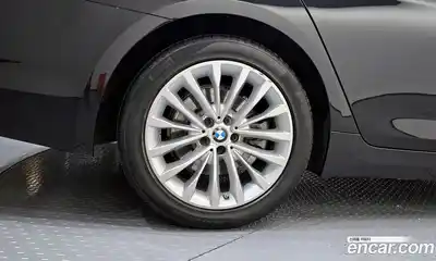 BMW 5-Series 2018 2.0 Автомат в Москве № 763360, миниатюра 5