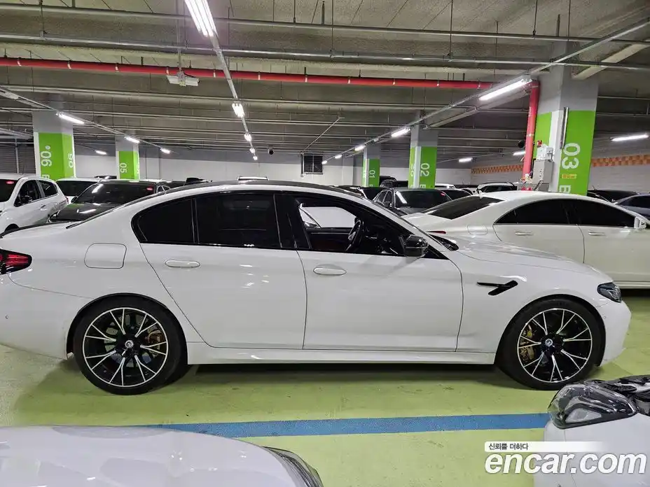 BMW M5 2023 4.4 Автомат в Москве № 763538, фото 5