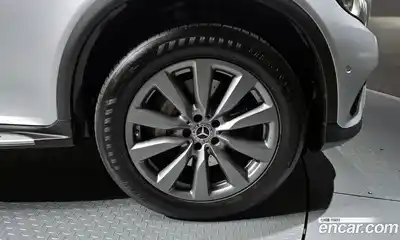 Mercedes-Benz GLC-Class 2018 2.0 Автомат в Москве № 764007, миниатюра 5