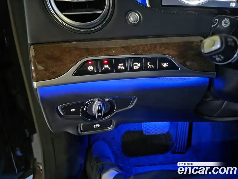 Mercedes-Benz S-Class 2017 4.7 Автомат в Москве № 764109, фото 14