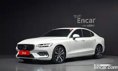 Volvo S60, 2023