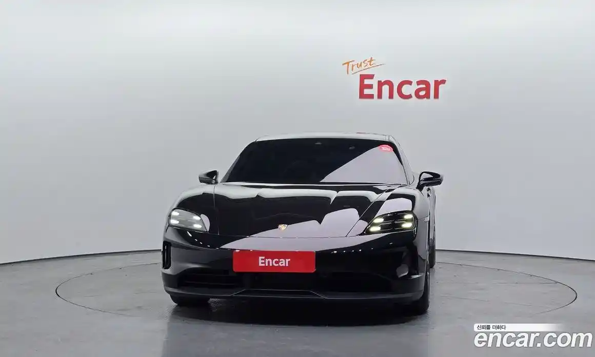 Porsche Taycan 2025 0.1 Автомат в Москве № 765527, фото 3