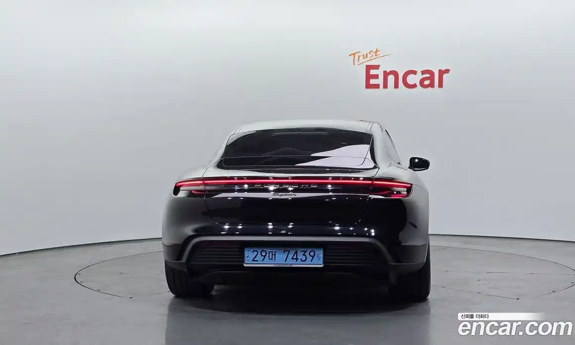 Porsche Taycan 2025 0.1 Автомат в Москве № 765527, фото 4