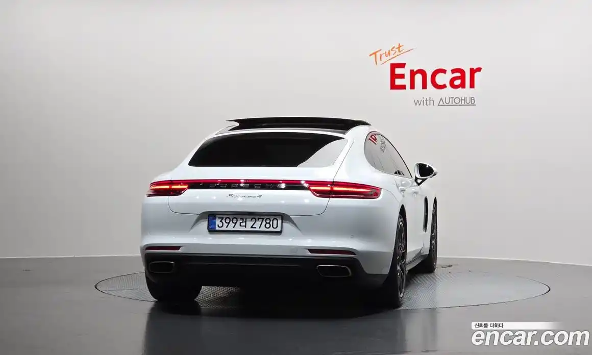 Porsche Panamera 2018 3.0 Автомат в Москве № 765574, фото 4