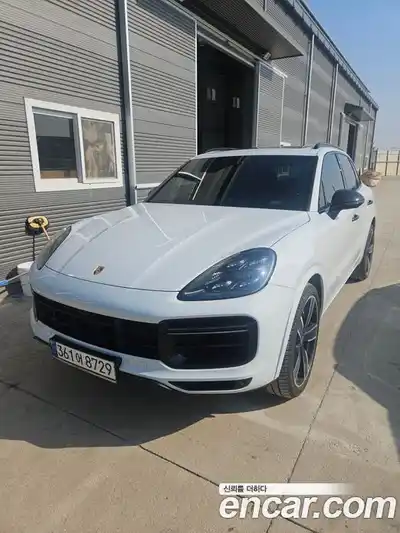 Porsche Cayenne, 2020
