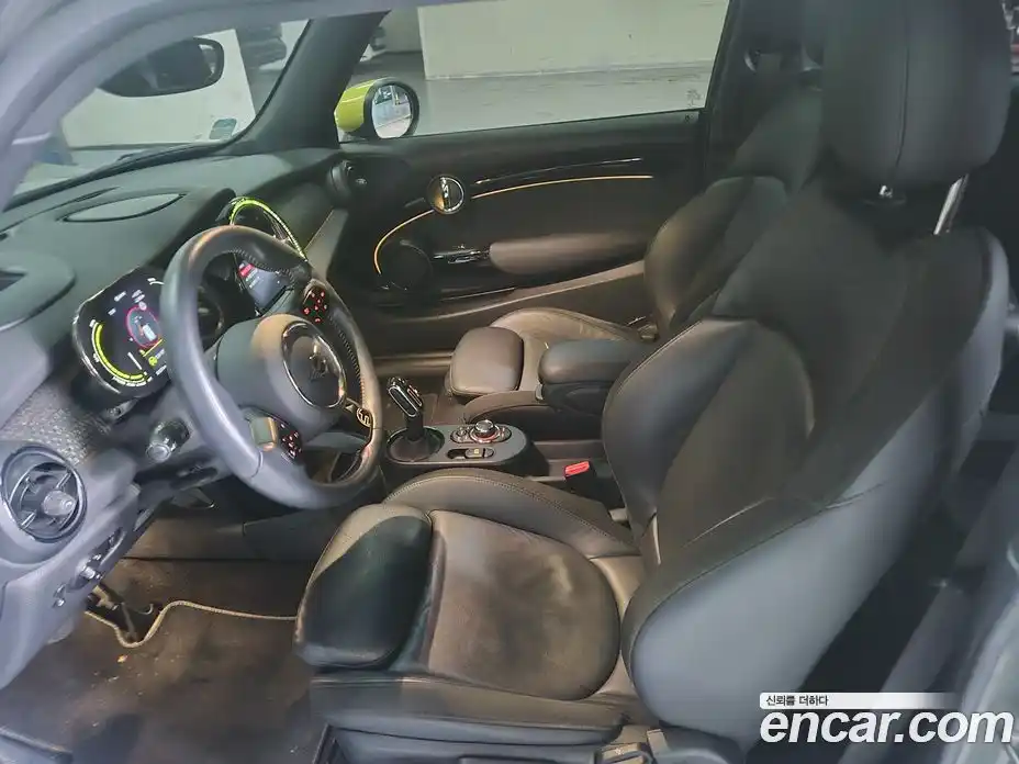 Mini Cooper 2022 Автомат в Москве № 766361, фото 4