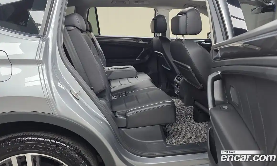 Volkswagen Tiguan 2020 2.0 Автомат в Москве № 767064, фото 12