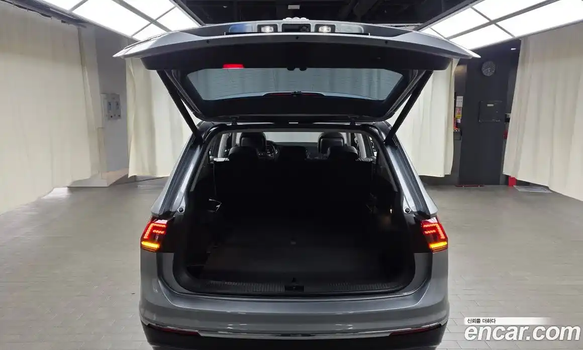 Volkswagen Tiguan 2020 2.0 Автомат в Москве № 767064, фото 20