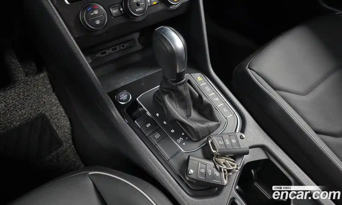 Volkswagen Tiguan 2020 2.0 Автомат в Москве № 767064, фото 9