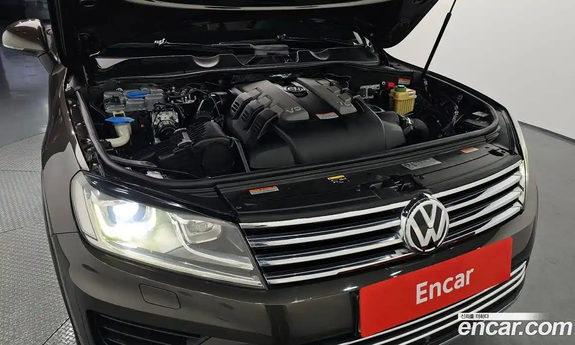 Volkswagen Touareg 2016 3.0 Автомат в Москве № 767203, фото 6