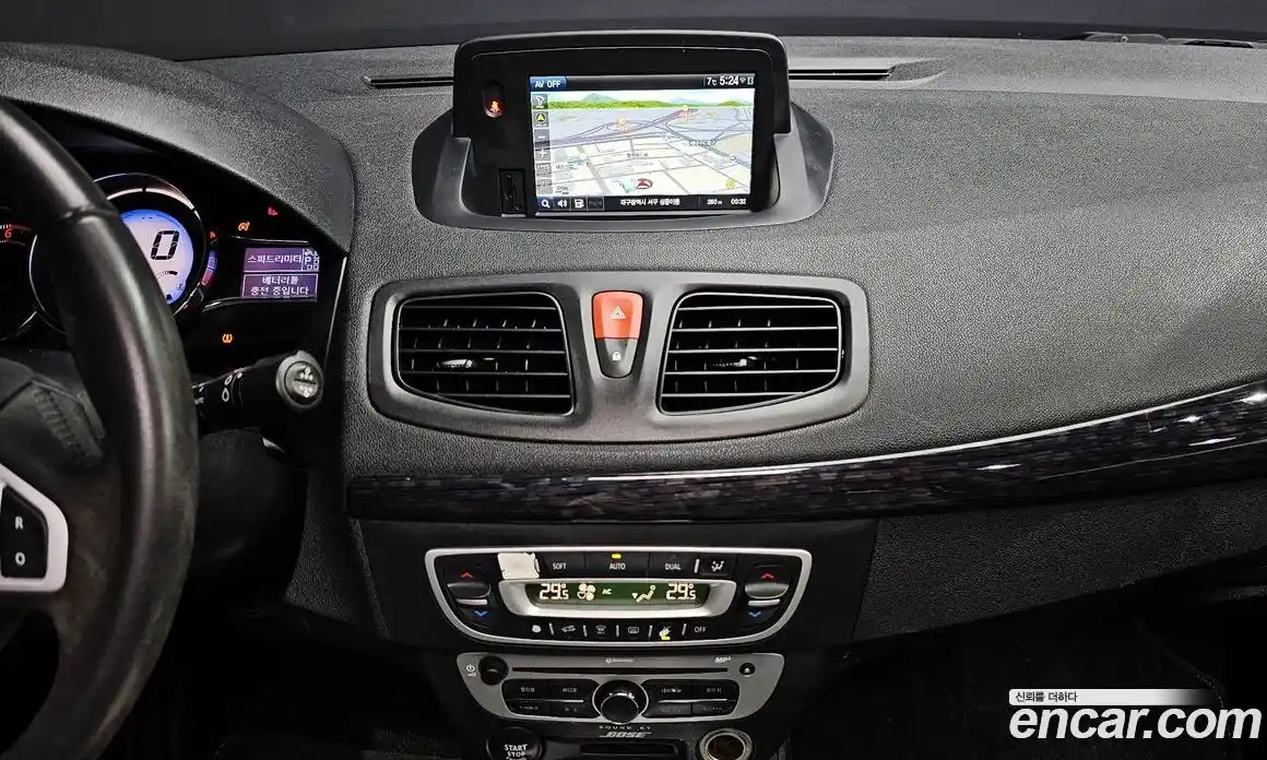 Renault SM3 2014 1.6 гидро в Москве № 106033, фото 14