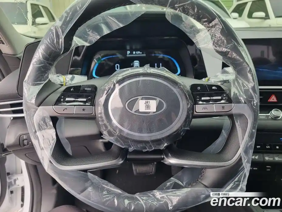 Hyundai Avante 2025 1.6 Автомат в Москве № 119307, фото 9