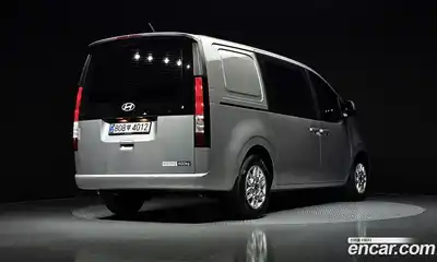 Hyundai Staria 2025 1.6 гидро в Москве № 119385, миниатюра 2