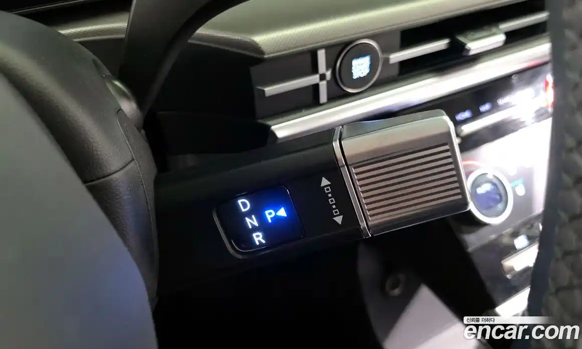 Hyundai Santa Fe 2025 1.6 Автомат в Москве № 119530, фото 9