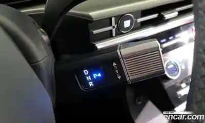 Hyundai Santa Fe 2025 1.6 Автомат в Москве № 119530, миниатюра 9