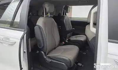 Kia Canival 2024 2.2 гидро в Москве № 131537, миниатюра 12