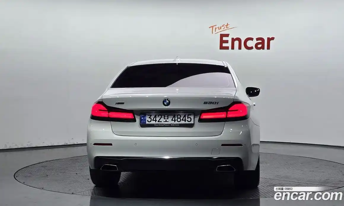 BMW 5-Series 2023 2.0 Автомат в Москве № 155105, фото 4