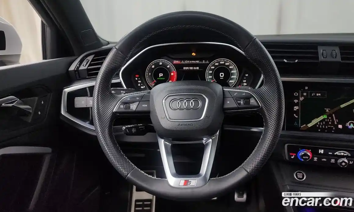 Audi Q3 2023 2.0 Автомат в Москве № 162942, фото 13