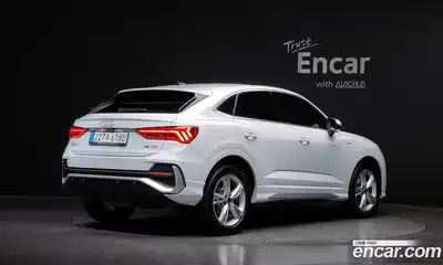 Audi Q3 2023 2.0 Автомат в Москве № 162942, миниатюра 2