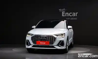 Audi Q3 2023 2.0 Автомат в Москве № 162942, миниатюра 3