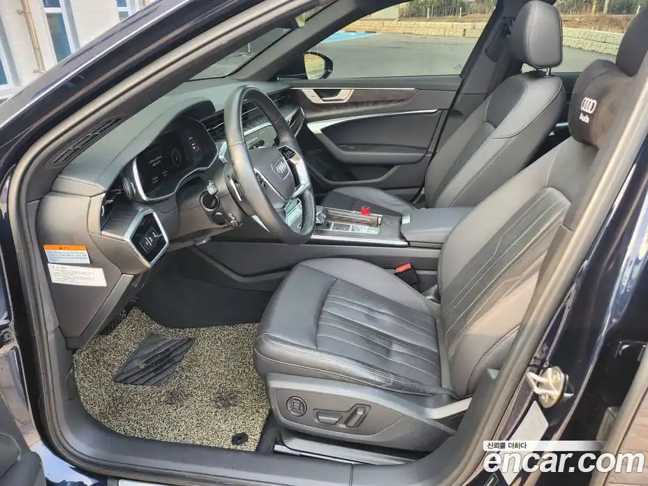 Audi A6 2022 2.0 Автомат в Москве № 163175, фото 8