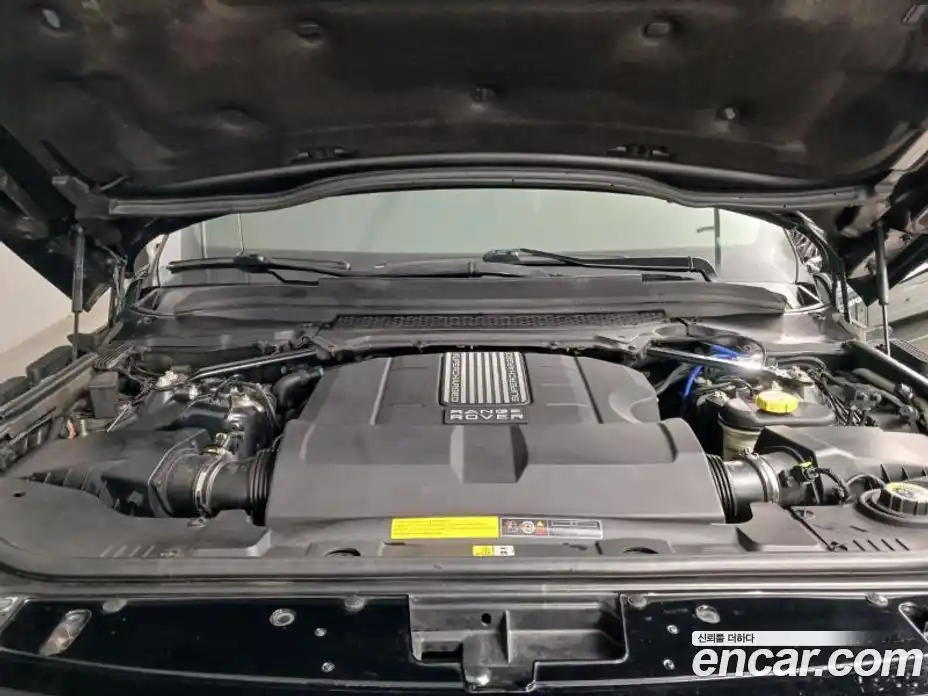 Land Rover Range-Rover 2014 5.0 Автомат в Москве № 166869, фото 19