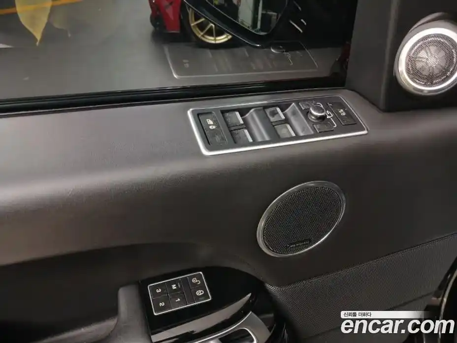 Land Rover Range-Rover 2014 5.0 Автомат в Москве № 166869, фото 9