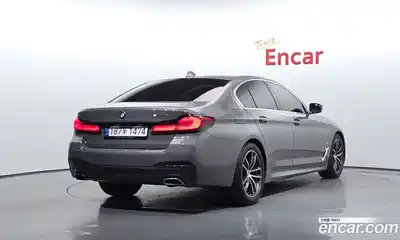 BMW 5-Series 2022 2.0 Автомат в Москве № 188657, миниатюра 2