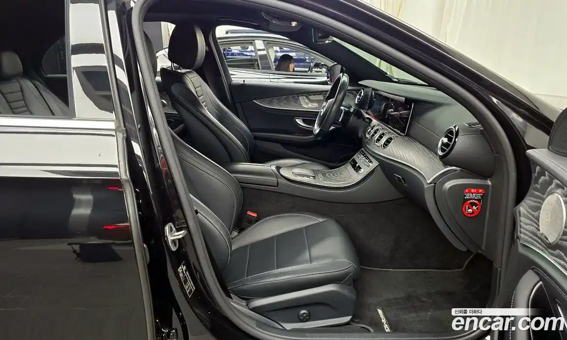 Mercedes-Benz E-Class 2021 2.0 Автомат в Москве № 195136, фото 11