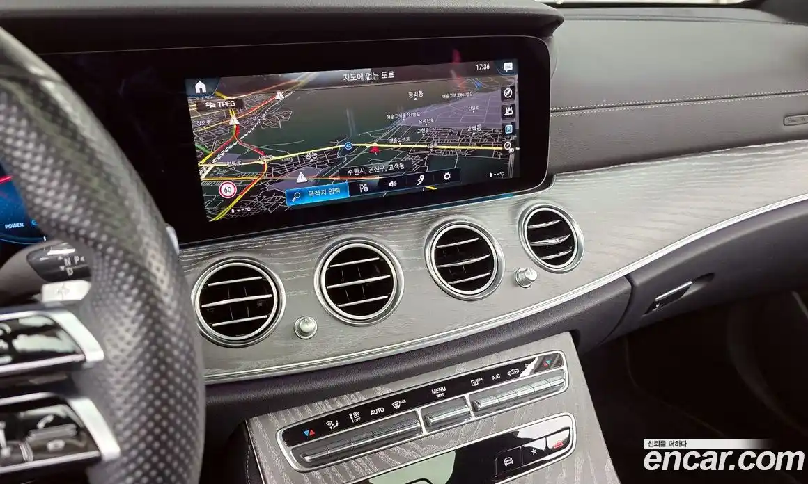 Mercedes-Benz E-Class 2021 2.0 Автомат в Москве № 195136, фото 14