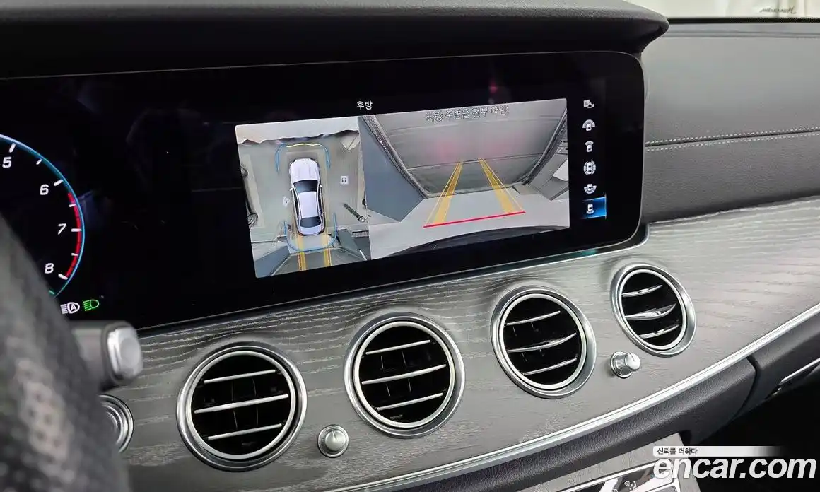 Mercedes-Benz E-Class 2021 2.0 Автомат в Москве № 195136, фото 15