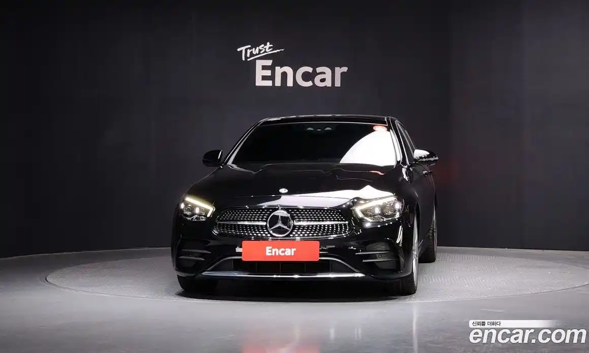 Mercedes-Benz E-Class 2021 2.0 Автомат в Москве № 195136, фото 3