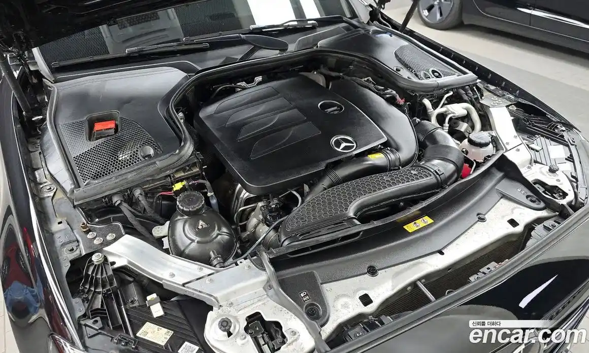 Mercedes-Benz E-Class 2021 2.0 Автомат в Москве № 195136, фото 6