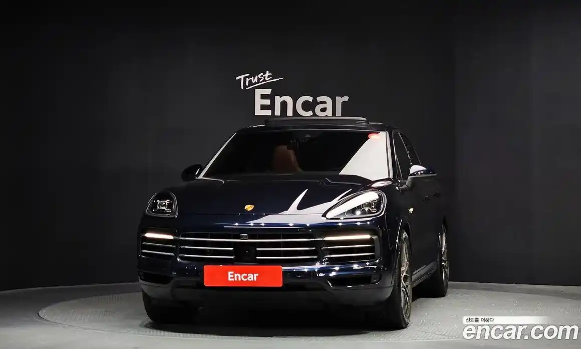 Porsche Cayenne 2022 3.0 Автомат в Москве № 197347, фото 3