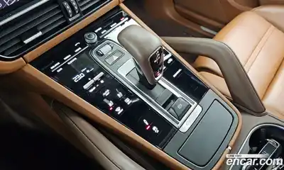 Porsche Cayenne 2022 3.0 Автомат в Москве № 197347, миниатюра 9