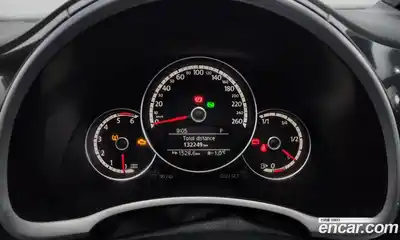 Volkswagen Beatle 2012 2.0 Автомат в Москве № 199112, миниатюра 8