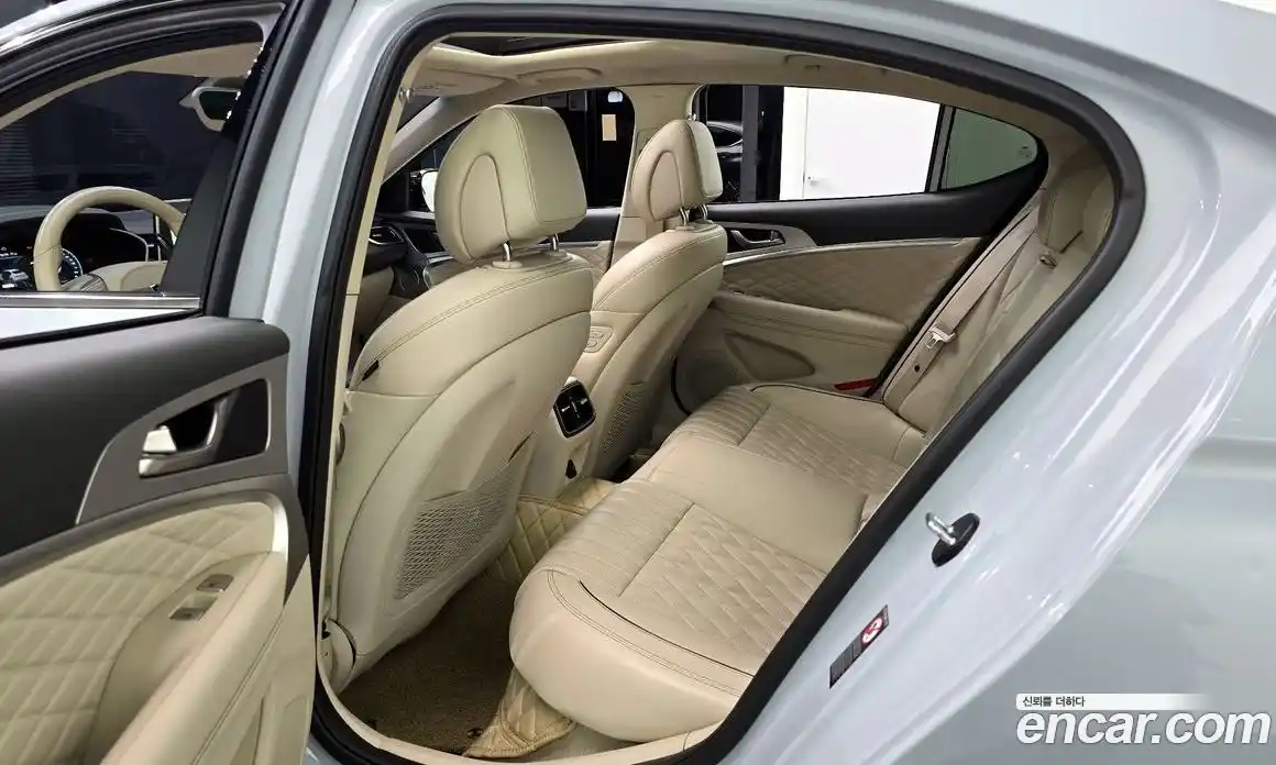 Genesis G70 2020 3.3 Автомат в Москве № 21894, фото 13