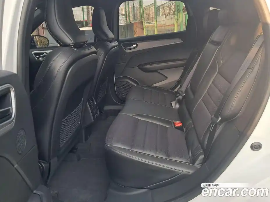 Renault Arkana 2025 1.6 Автомат в Москве № 221458, фото 15