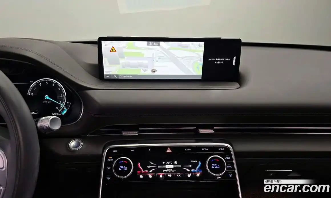 Genesis GV80 2022 2.5 Автомат в Москве № 25887, фото 14