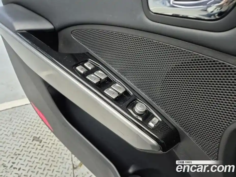 SsangYong TIBOLI 2016 1.6 Автомат в Москве № 36065, фото 17