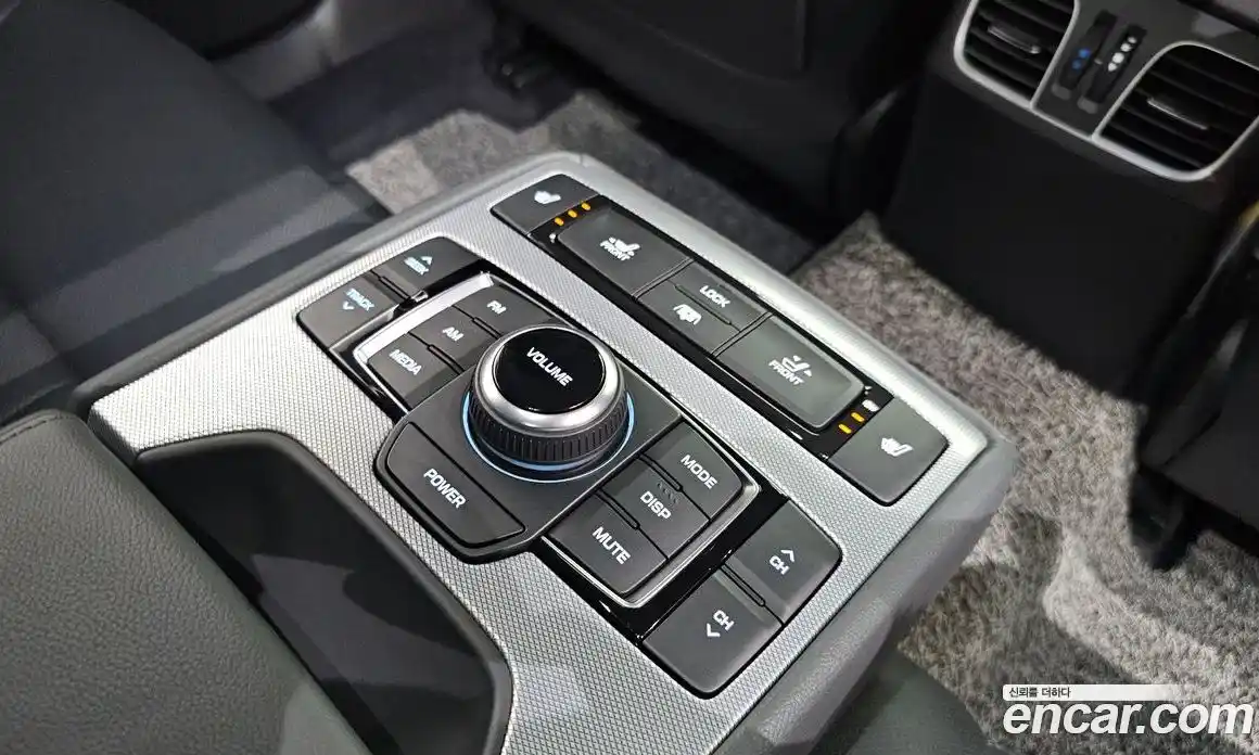 Genesis G80 2018 3.3 Автомат в Москве № 57636, фото 19