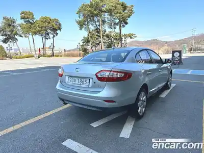 Renault SM3 2010 1.6 гидро в Москве № 620217, миниатюра 4