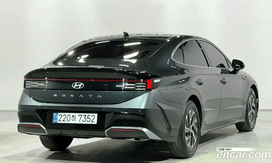 Hyundai Sonata 2024 2.0 Автомат в Москве № 714335, фото 6
