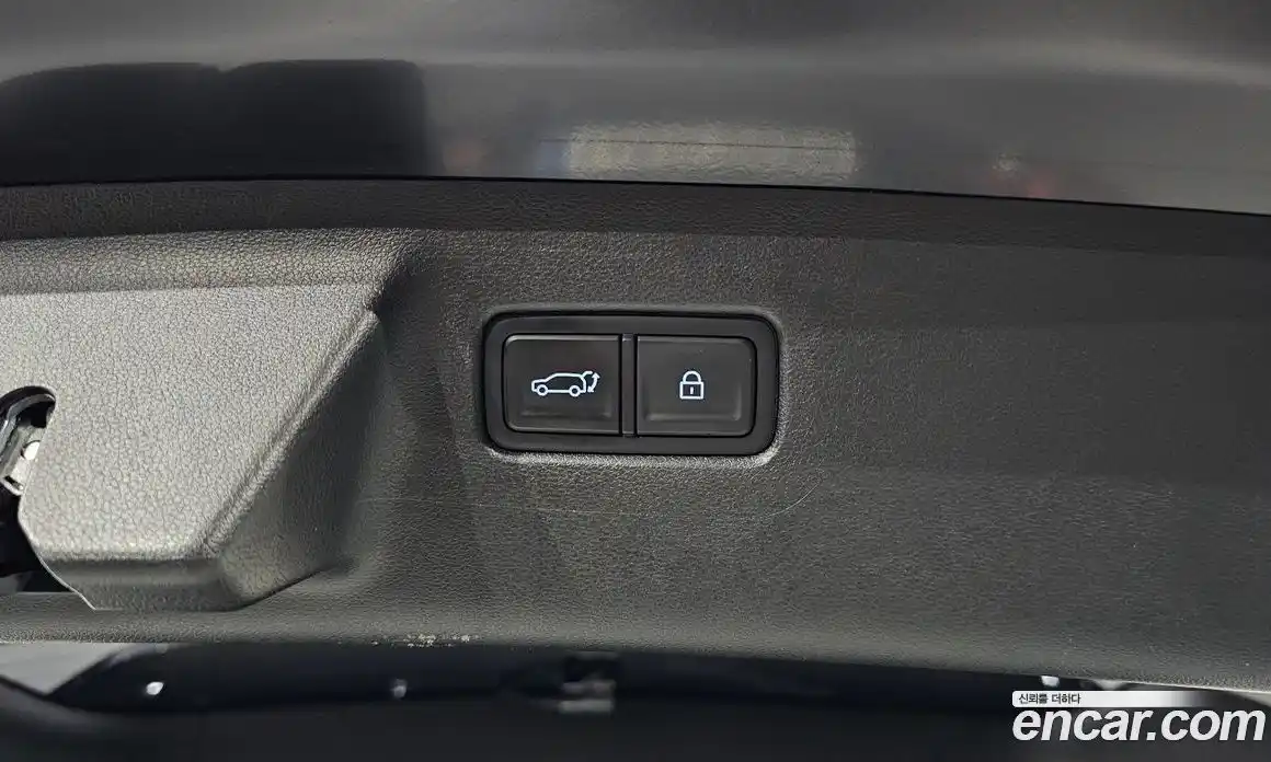 Hyundai Santa Fe 2024 1.6 Автомат в Москве № 714386, фото 20