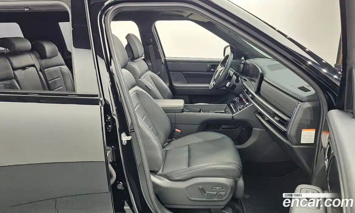 Hyundai Santa Fe 2024 1.6 Автомат в Москве № 714386, фото 10