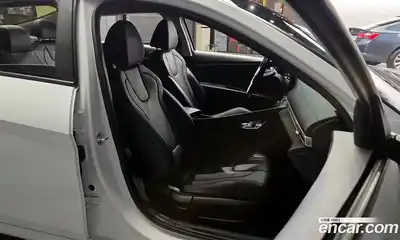 Hyundai Avante 2022 1.6 Автомат в Москве № 714435, миниатюра 12