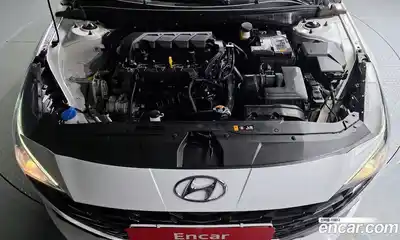 Hyundai Avante 2022 1.6 Автомат в Москве № 714435, миниатюра 6