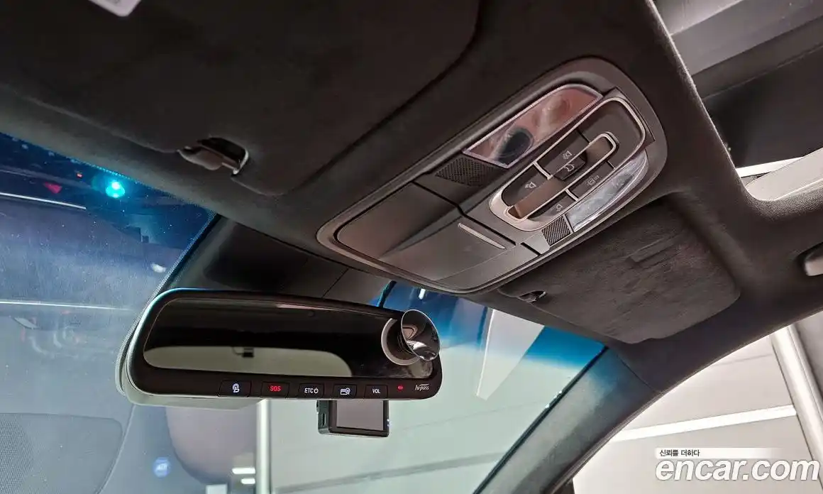 Hyundai Santa Fe 2020 2.0 Автомат в Москве № 714537, фото 17